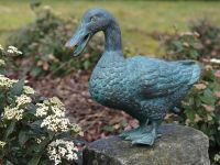 Bronzefigur Stehende Ente als Wasserspeier