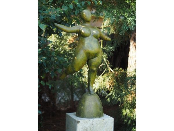 Bronzefigur großer Frauenakt Justitia