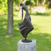 Bronzefigur tanzende Dame