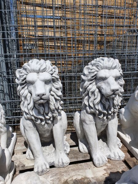 Gartenfigur Löwen Set, gerade, Typ 2, antik grau