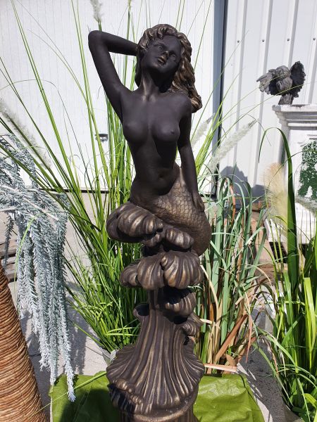 Gartenfigur Meerjungfrau mit Sockel "Elegance"