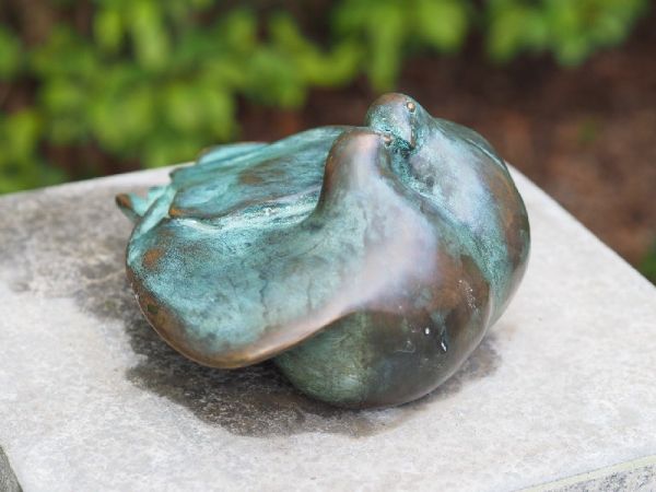 Bronzefigur 2 Tauben zusammen