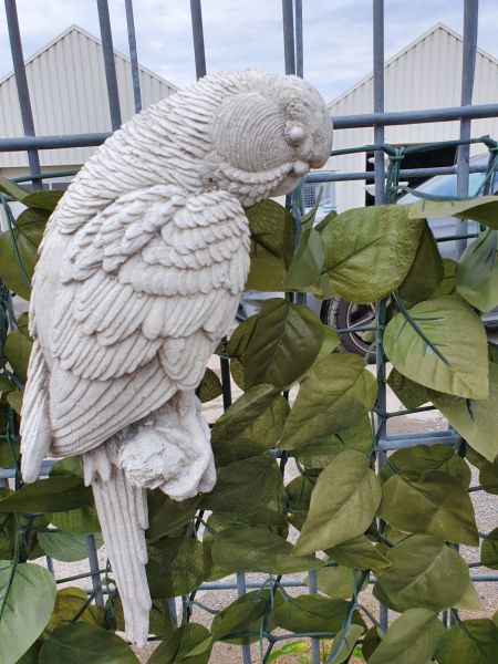 Gartenfigur Papagei, klein zum Aufhängen, verschiedene Farben