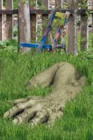 Gartenfigur Hand zu Troll Magnus (Carlos junior) - Original von Vidroflor