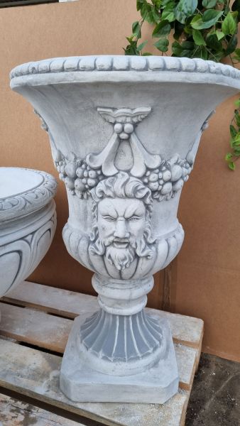 Amphore, Vase mit Ornamenten, antik grau