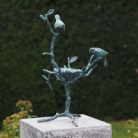 Bronzefigur Vogeltränke mit Vögeln