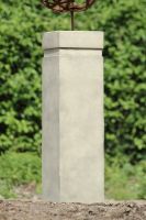 Sockel für Gartenfigur Büste Moderne Romantik, mit Bohrung, Steinguss - Original von Vidroflor